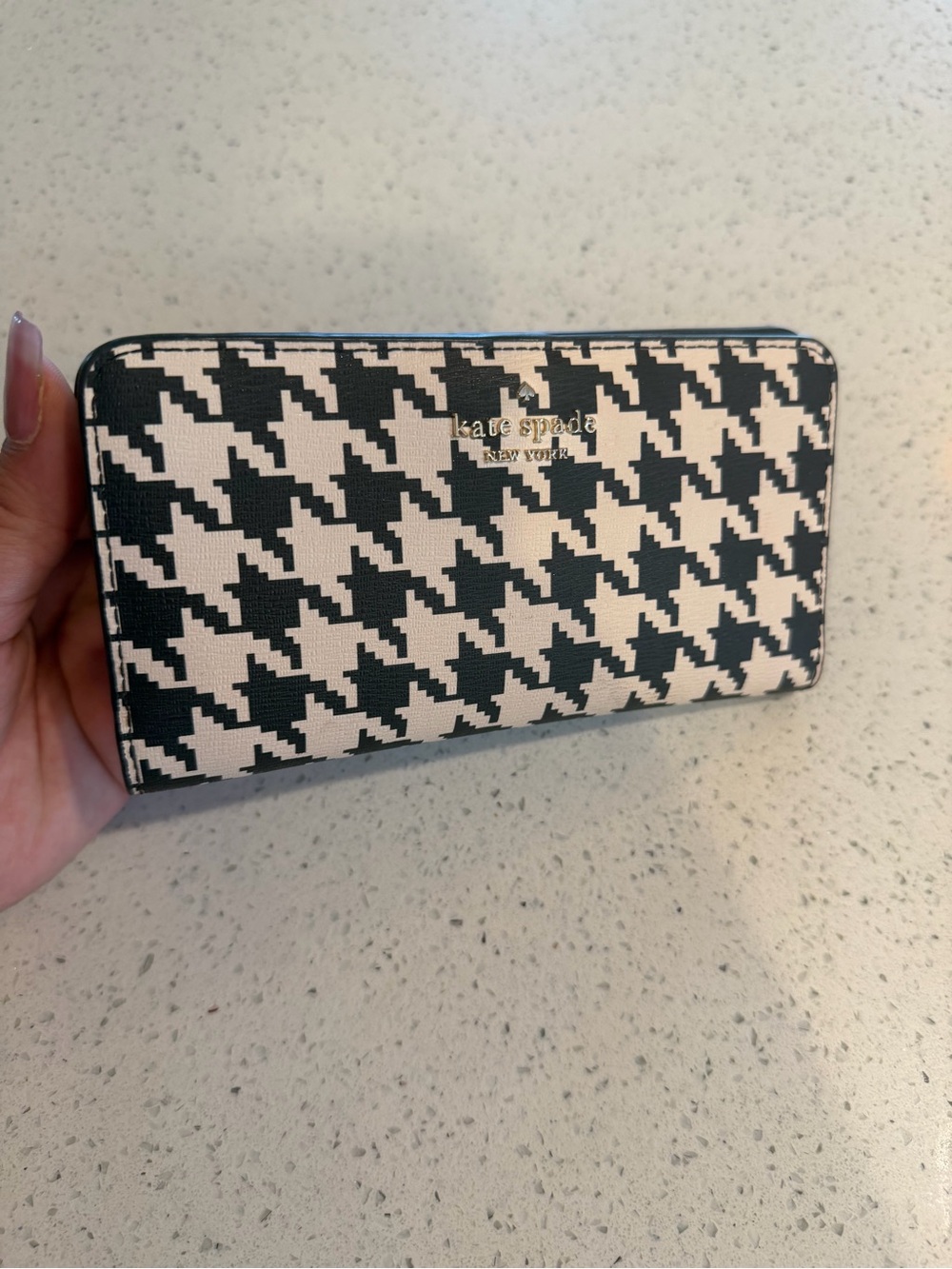 Kate Spade ♠️ Darcy wallet